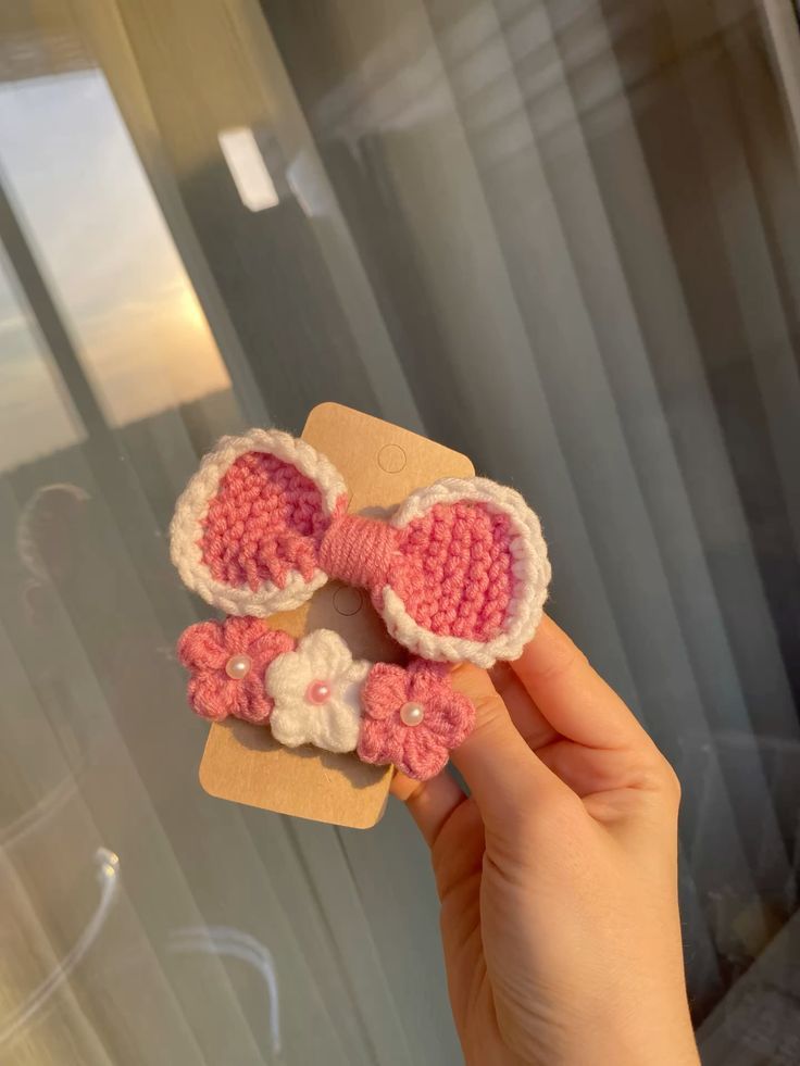 Handmade Crochet Bow & Flower Hair Clip Set | Unn.studio | Pink Pearl Hair Accessories for Girls