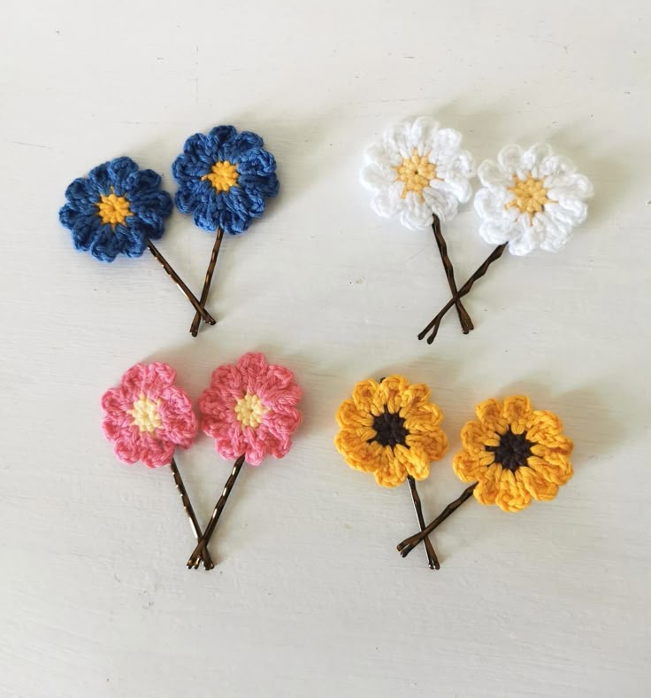 Handmade Crochet Flower Hair Pins | Unn.studio | Set of 2 Bobby Pins | Floral Hair Accessory